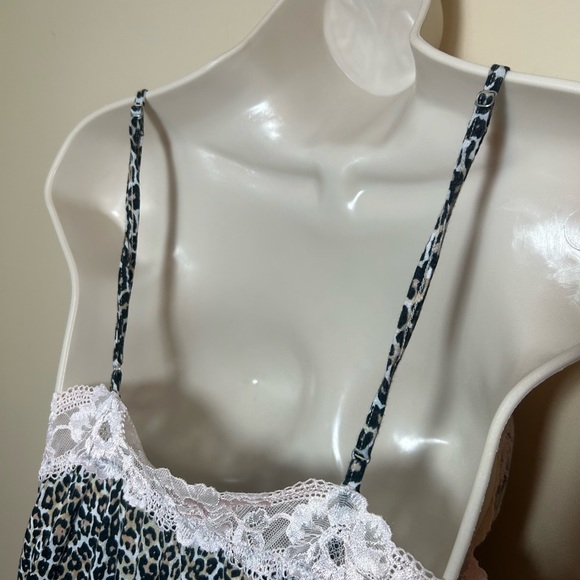 Victorias Secret Medium Leopard Slip Dress Chemise Nightie Pink Lace Cheetah - Picture 5 of 7